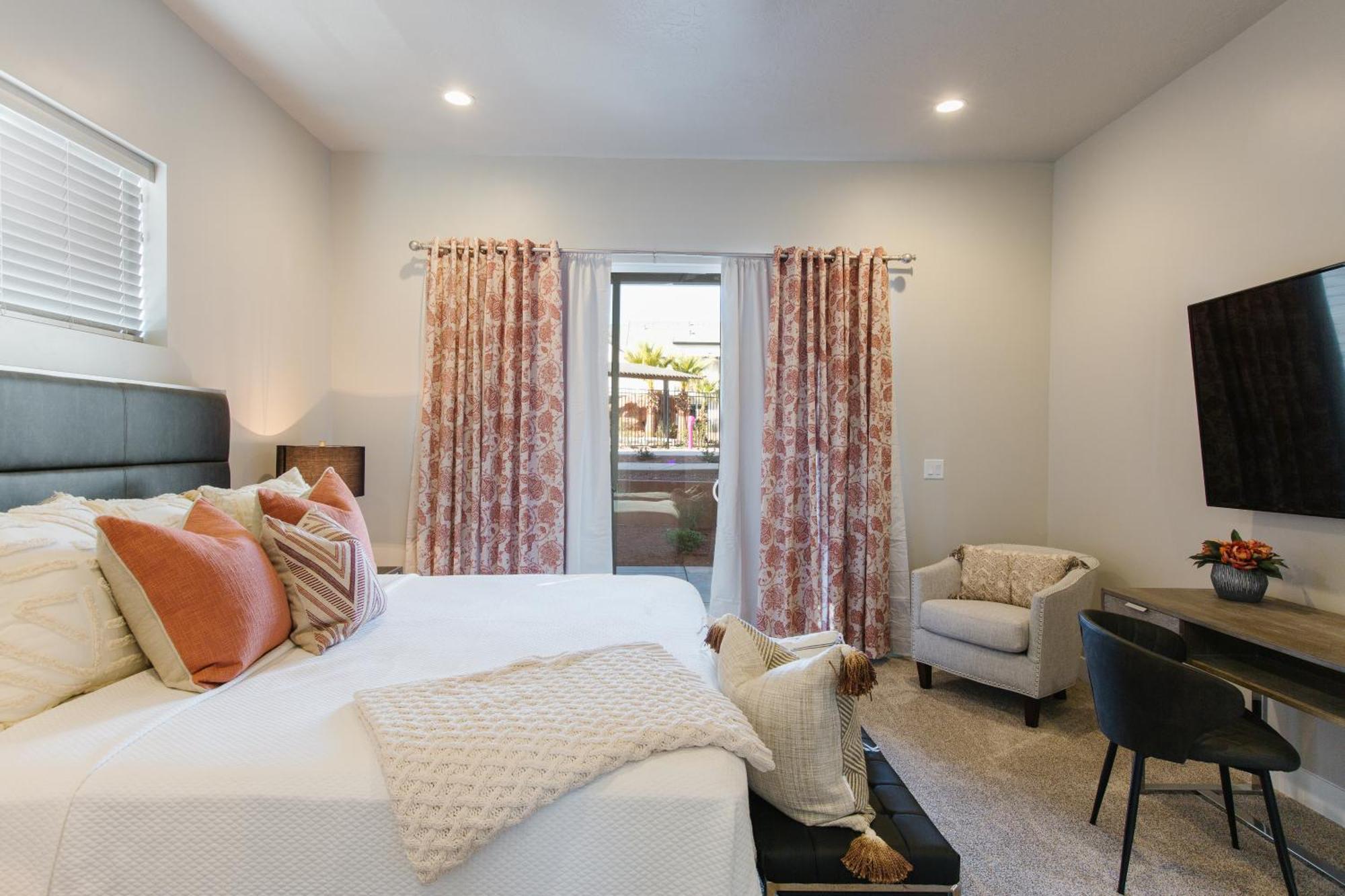 Ocotillo Springs 21 Sleeps 22 Guests, Fire Pit, Community Pool And Hot Tub Santa Clara Exterior photo