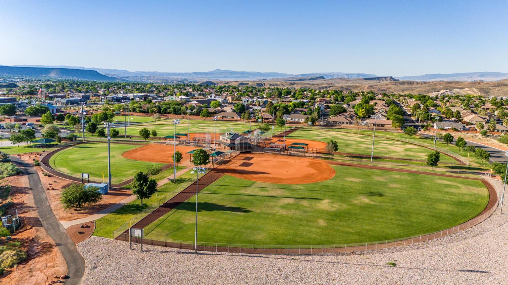 Ocotillo Springs 21 Sleeps 22 Guests, Fire Pit, Community Pool And Hot Tub Santa Clara Exterior photo